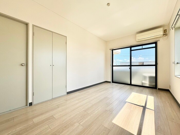 物件内観写真13　(居室)