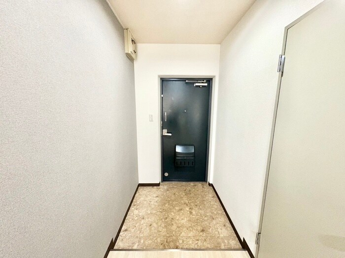 物件内観写真20　(玄関)