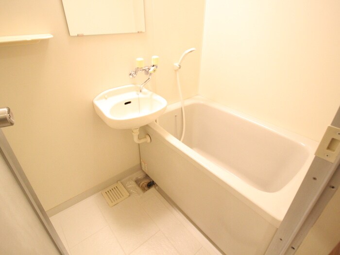 物件内観写真13　(バス／シャワールーム等)