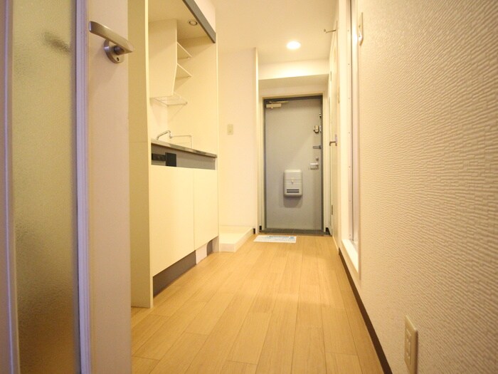 物件内観写真14　(廊下)