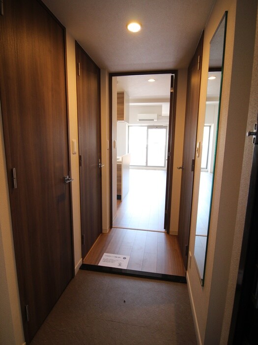 物件内観写真20　(廊下)