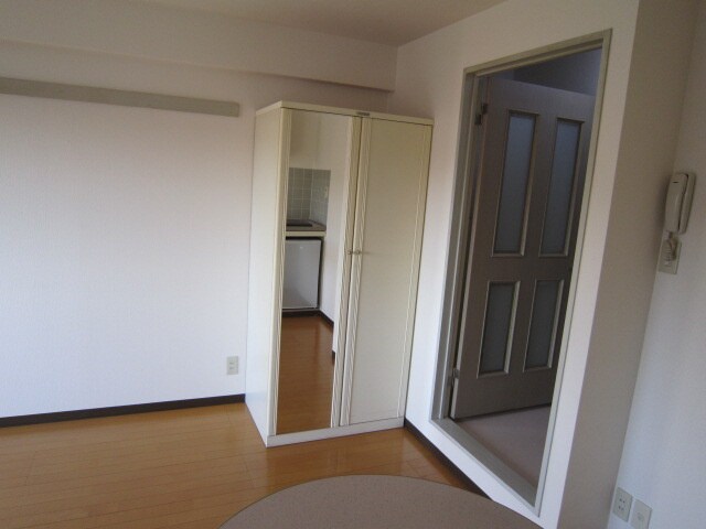 物件内観写真15　(居室)