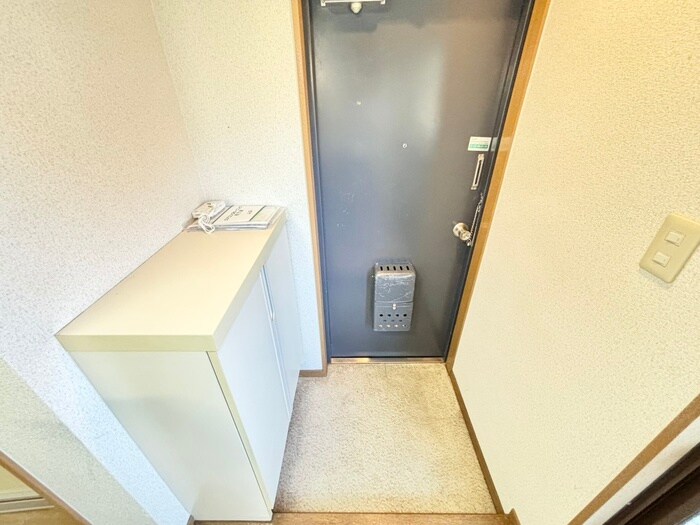 物件内観写真19　(玄関)