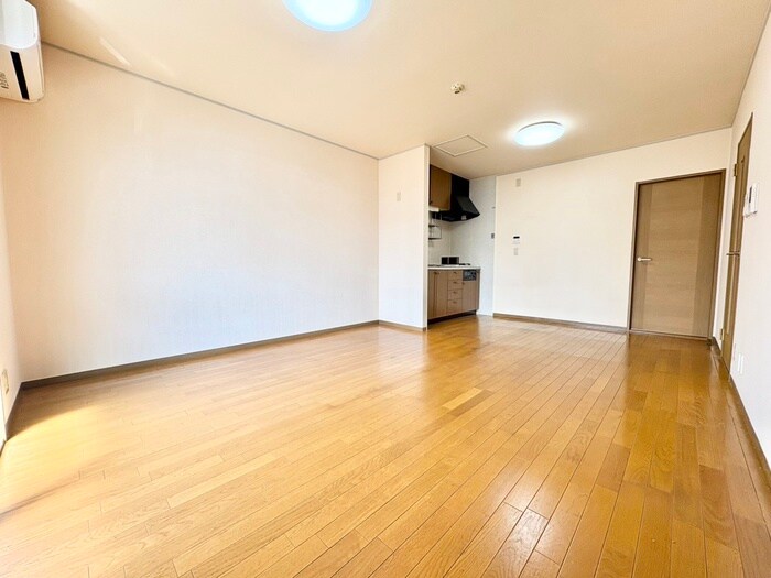 物件内観写真6　(居室)