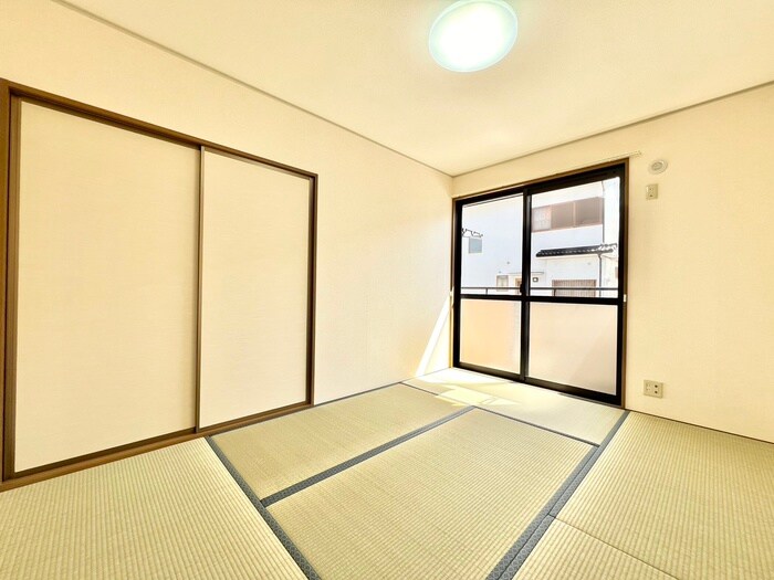 物件内観写真8　(居室)