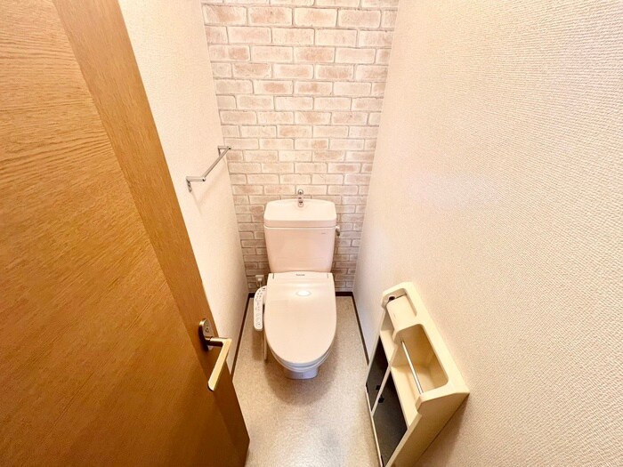 物件内観写真11　(トイレ)