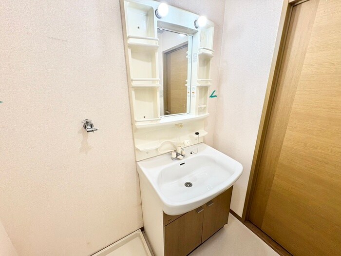 物件内観写真12　(洗面)