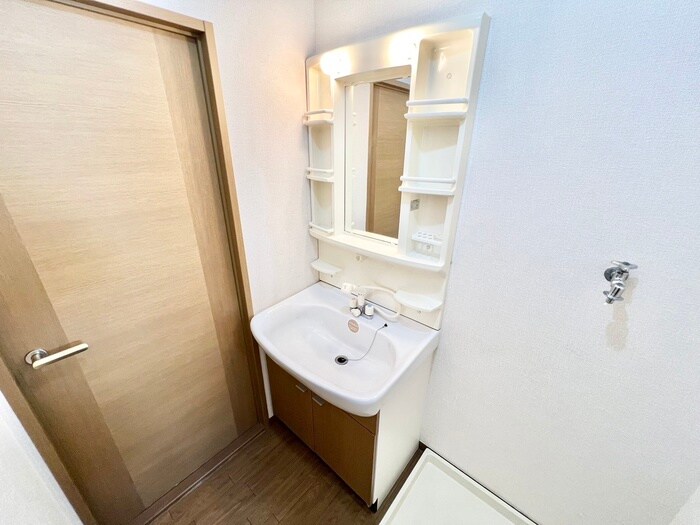 物件内観写真12　(洗面)