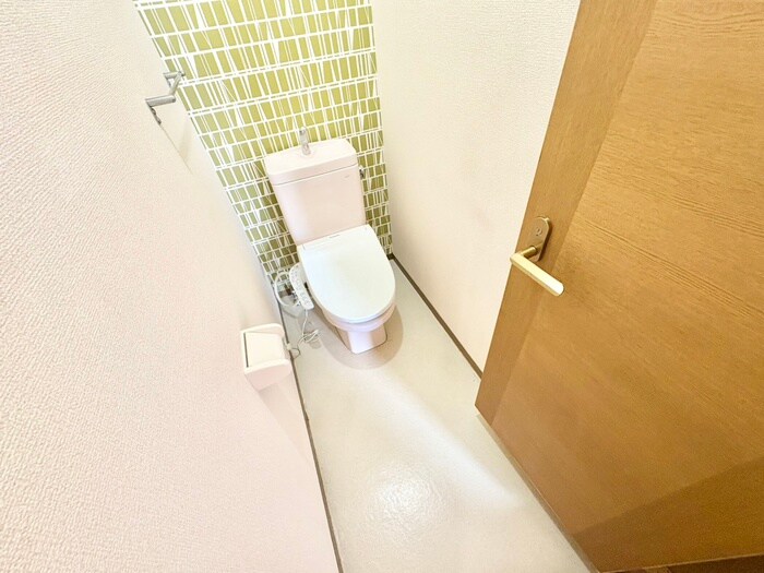 物件内観写真14　(トイレ)