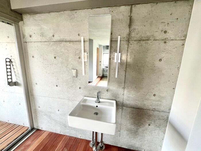 物件内観写真12　(洗面)