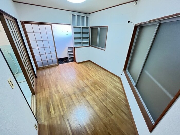 物件内観写真6　(居室)