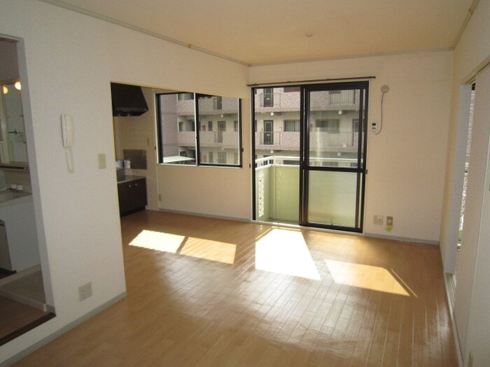 物件内観写真10　(居室)