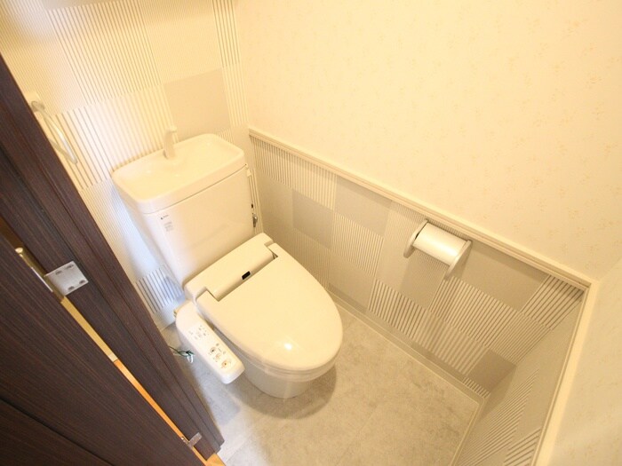 物件内観写真12　(トイレ)