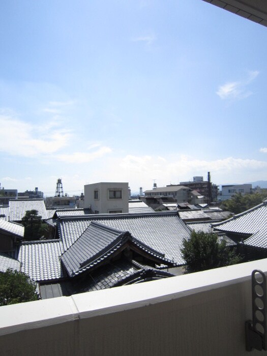 物件内観写真14　(室内からの展望)