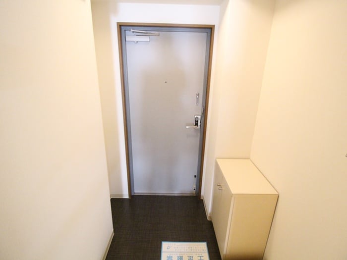 物件内観写真15　(玄関)