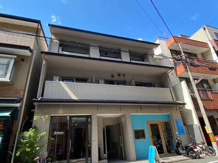 L｀PUR Buil外観写真