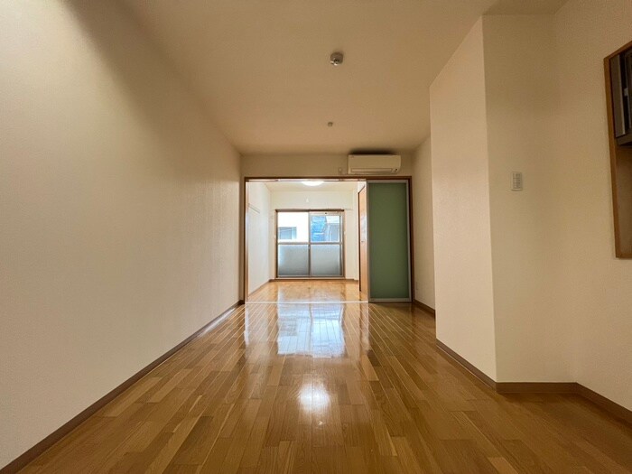 物件内観写真6　(居室)