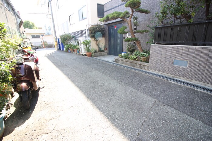 物件外観写真6　(周辺環境)