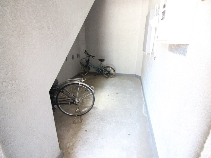 ハイツサンビームの駐輪場