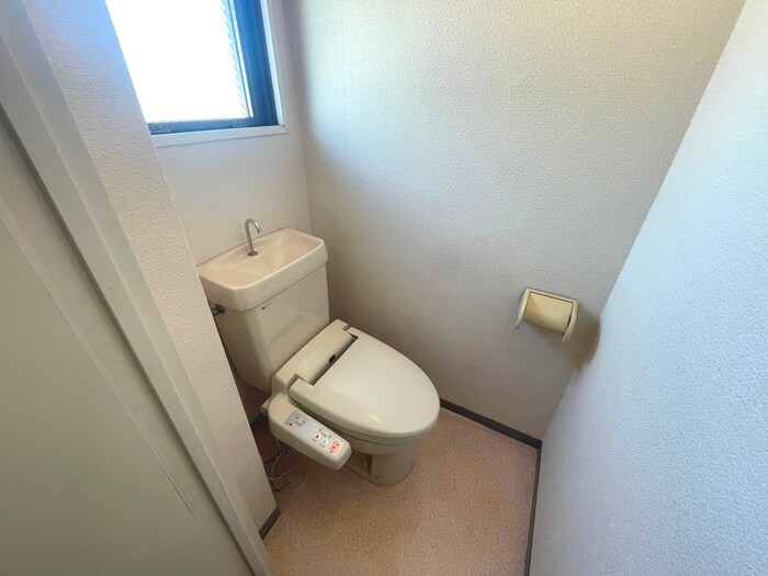 物件内観写真10　(トイレ)