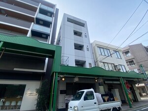 レジスコート甲子園口外観写真