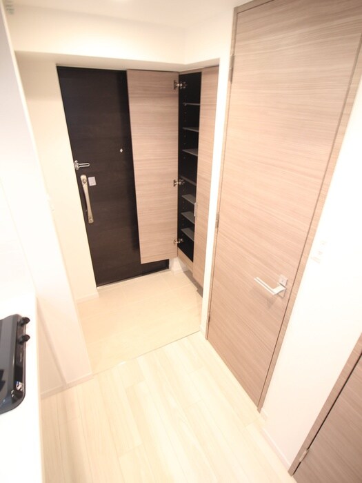 物件内観写真15　(靴箱)