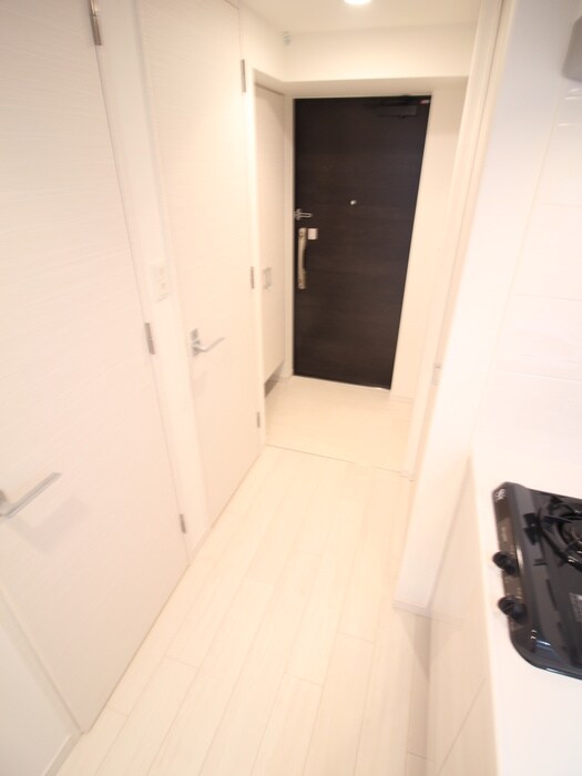 物件内観写真16　(玄関)