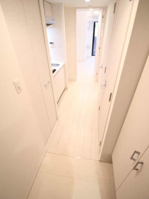 物件内観写真17　(廊下)