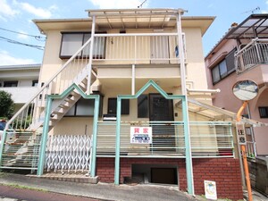 上ノ山ハイツ外観写真