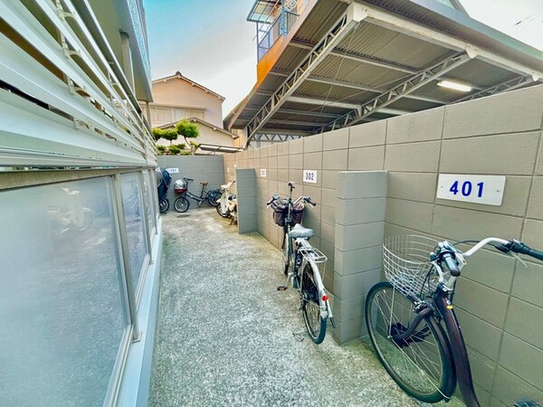 駐輪場