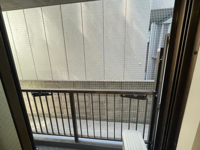 物件内観写真18　(室内からの展望)