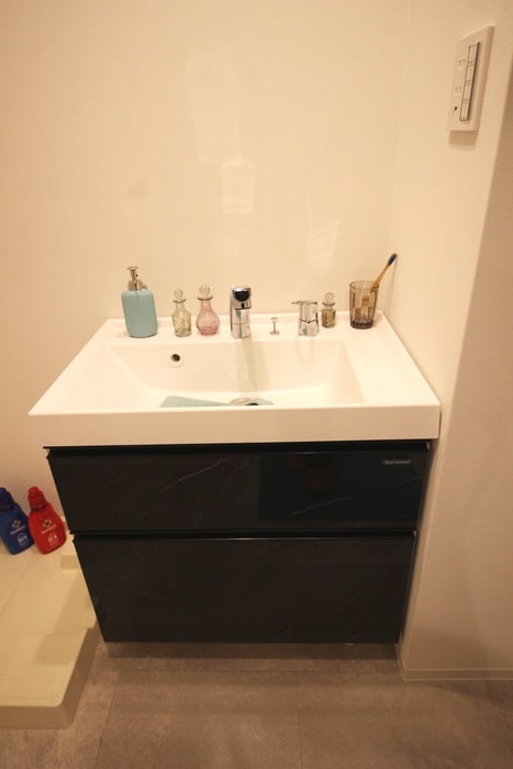 物件内観写真11　(洗面)