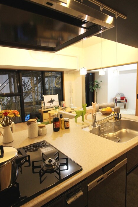 物件内観写真14　(室内からの展望)