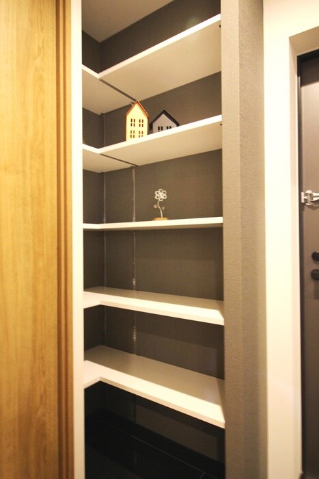 物件内観写真15　(靴箱)