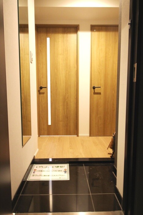 物件内観写真18　(廊下)