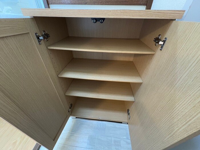 物件内観写真13　(靴箱)