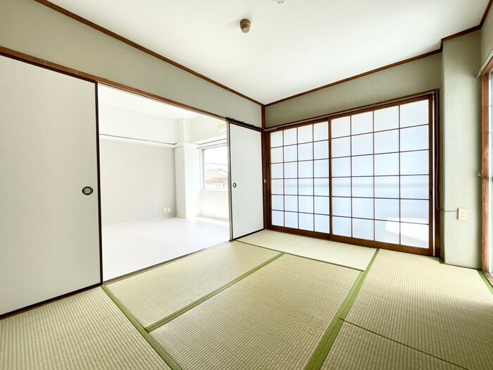 物件内観写真10　(居室)