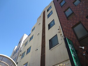 リバティ板宿外観写真