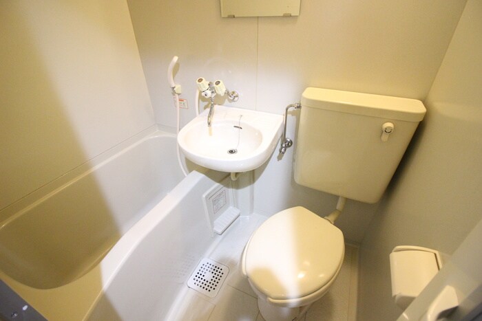 物件内観写真15　(トイレ)