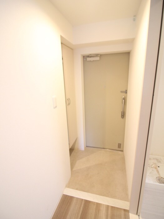 物件内観写真17　(廊下)