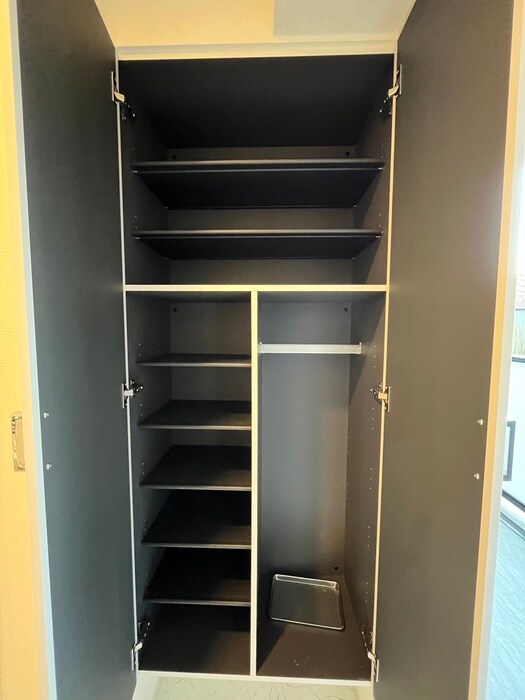 物件内観写真10　(靴箱)