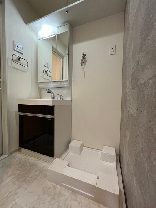 物件内観写真12　(ベランダ・バルコニー)