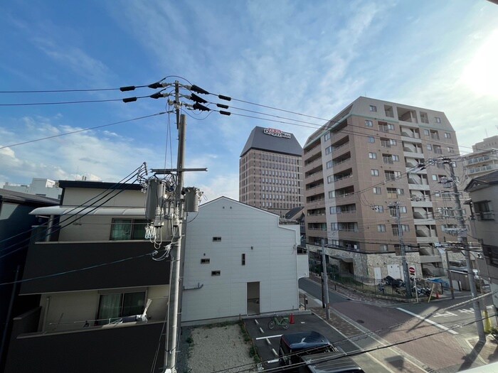 物件内観写真22　(室内からの展望)