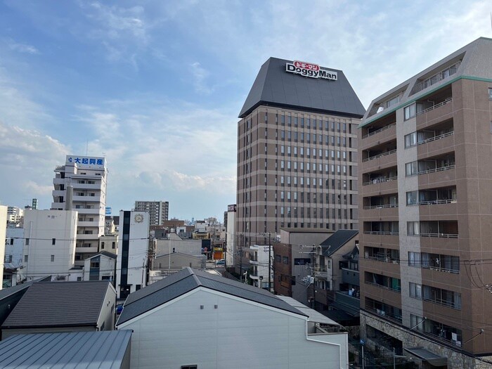 物件内観写真22　(室内からの展望)