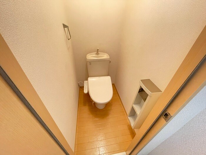 物件内観写真10　(トイレ)