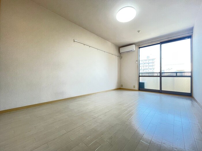 物件内観写真12　(居室)