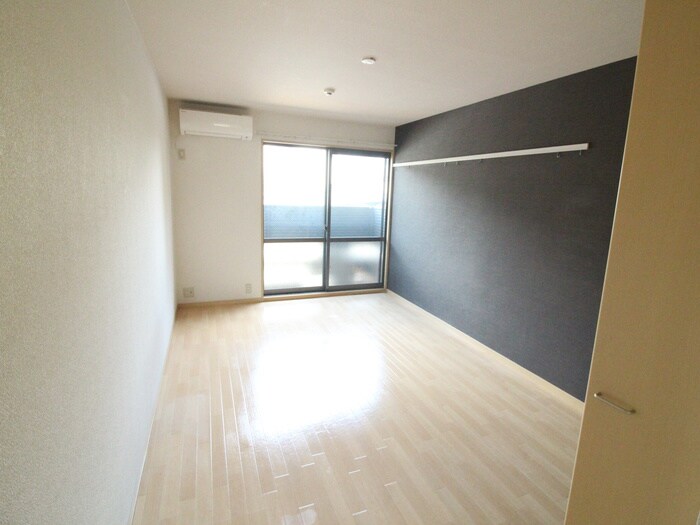 物件内観写真13　(居室)