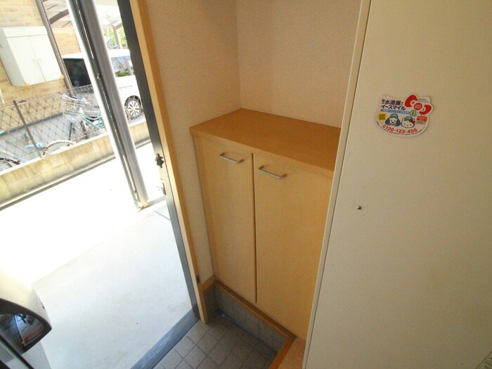 物件内観写真18　(靴箱)