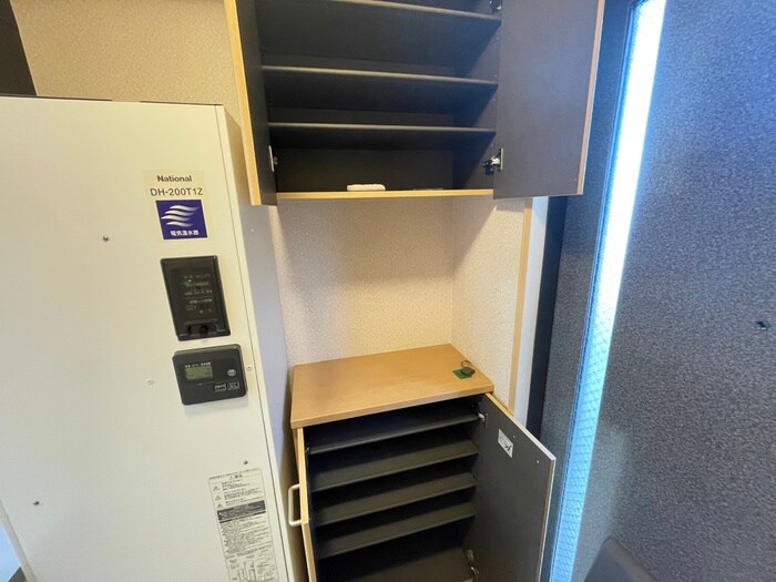 物件内観写真18　(靴箱)