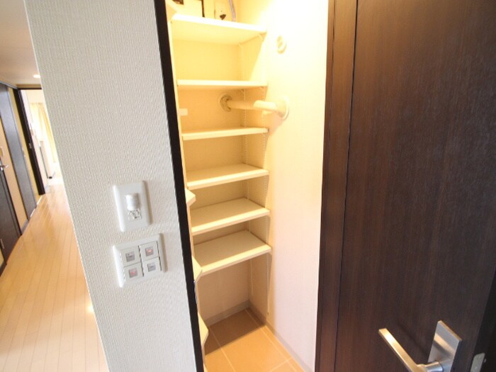 物件内観写真20　(収納)